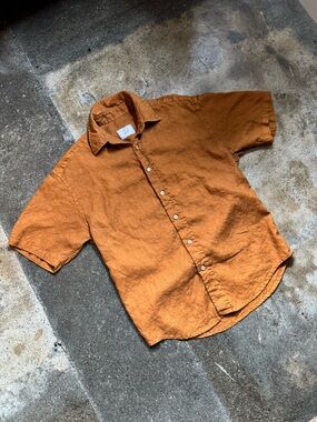 ITS A SHIRT Short Sleeve Linen Button Down Shirt